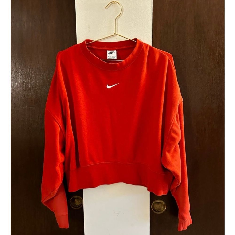 Women’s Nike Cropped Oversized Crewneck Size S